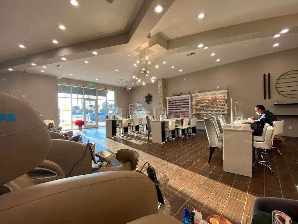 Oasis Nail Bar Apex — Nail salon in Apex